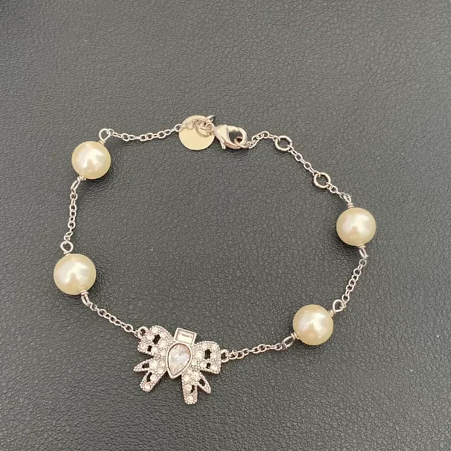 Pearl and Crystal Bow Charm Silver-Tone Chain Bracelet 9
