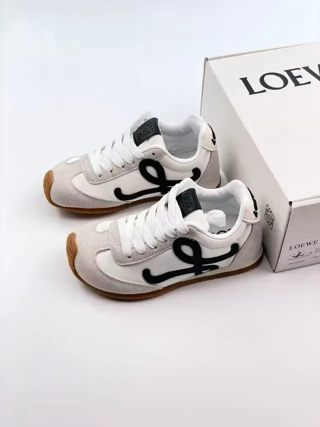 Pink White Retro Runner Silhouette Suede And Synthetic Paneling Sneakers 6