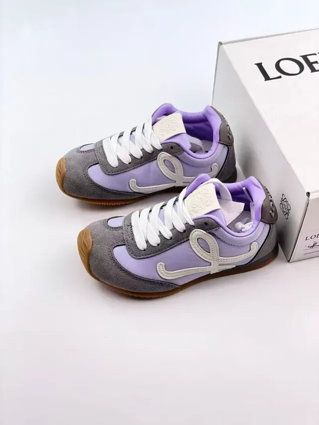Pink White Retro Runner Silhouette Suede And Synthetic Paneling Sneakers 24