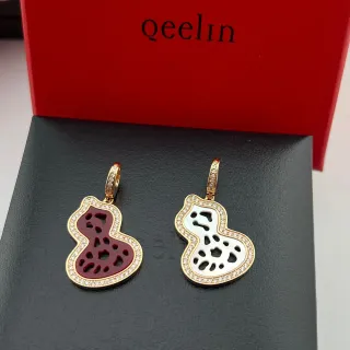 qeelin Gold Burgundy Gourd-Shaped Pavé-Diamond Border Earrings