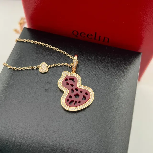 qeelin Gold Burgundy Gourd-Shaped Pavé-Diamond Border Earrings 5