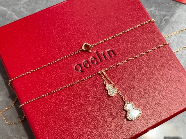 Qeelin Wulu Double Gourd Pendant Necklace 8