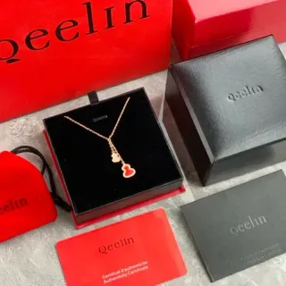 Qeelin Wulu Heart and Gourd قلادة مينا أحمر ذهبي