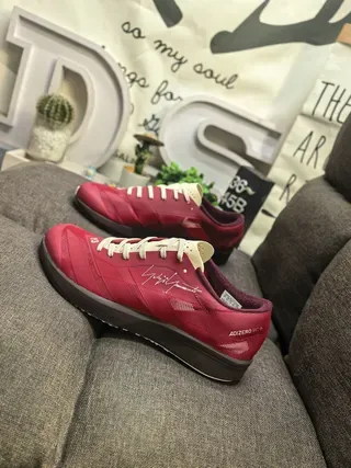 Red and Cream Mesh Overlay Low-Top Sneakers 7