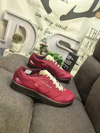 Red and Cream Mesh Overlay Low-Top Sneakers 9