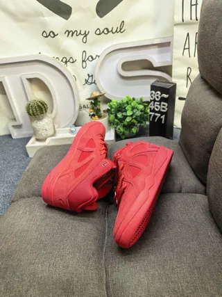 Red Monochromatic Low-Top Lifestyle Sneakers 6