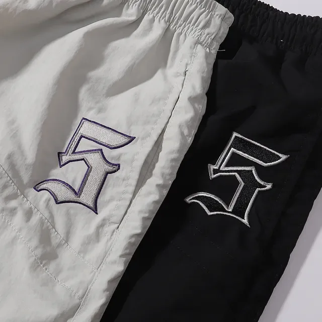 Relaxed-Fit Graphic Embroidered Pants 4