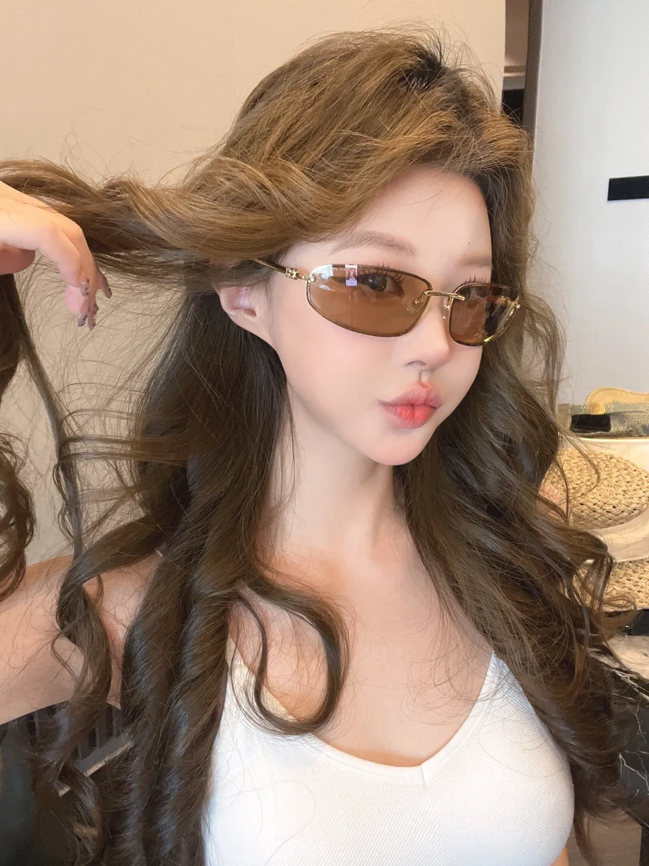 Rimless Semi-Cat-Eye Gold-Tone Dark Gradient Sunglasses 5