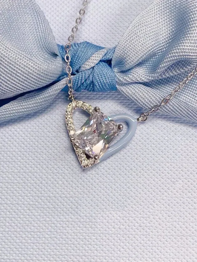 Silver Blue Heart-Shaped Pendant Double-Layer Motif Necklace 9