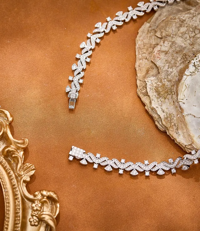 Silver Blue Wave-Motif Pavé-Set Necklace 3
