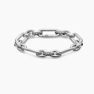 Bracelete de prata com eslabões chunky e detalhe de corda retorcida