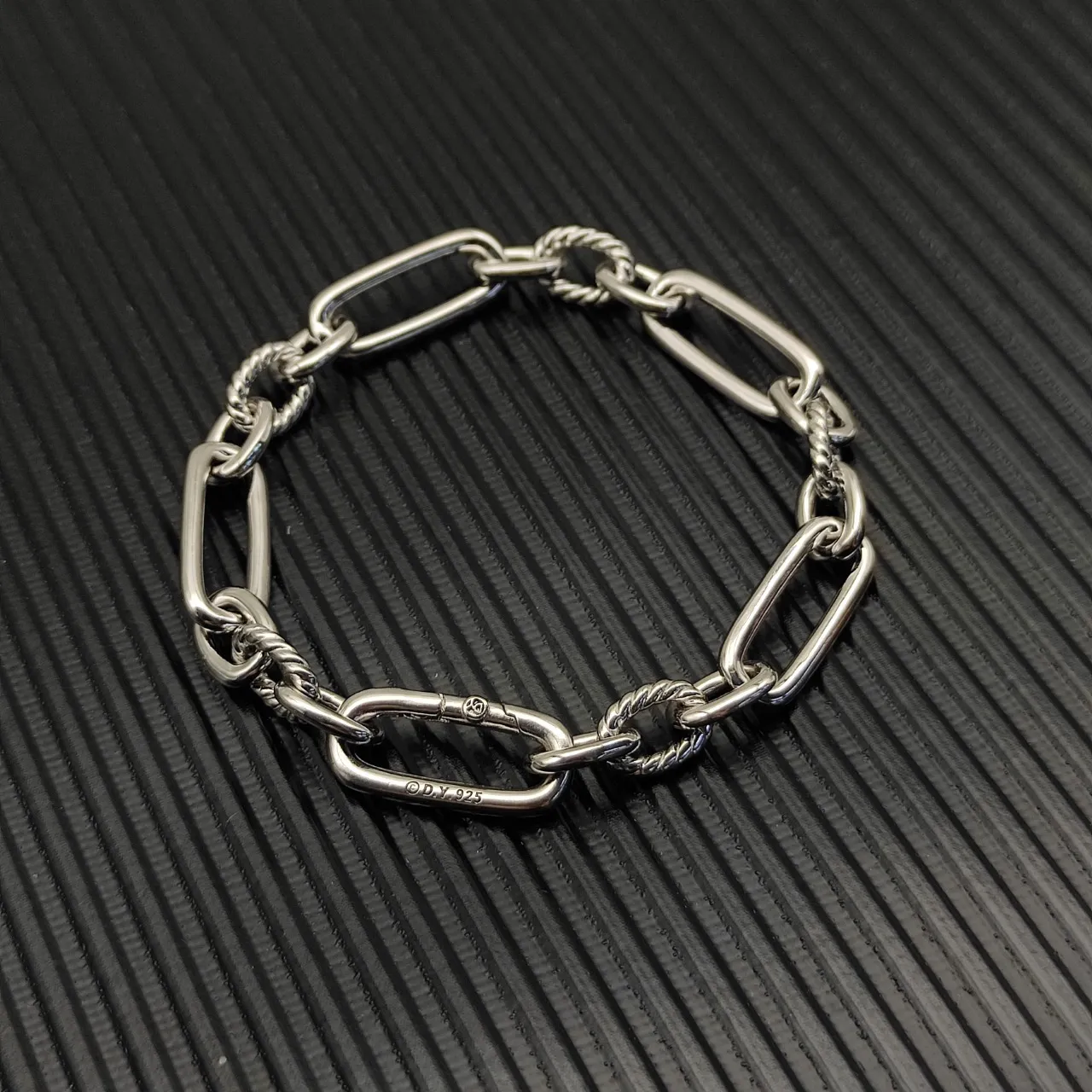 Silver Chunky Link Twisted Rope Detail Bracelet 5