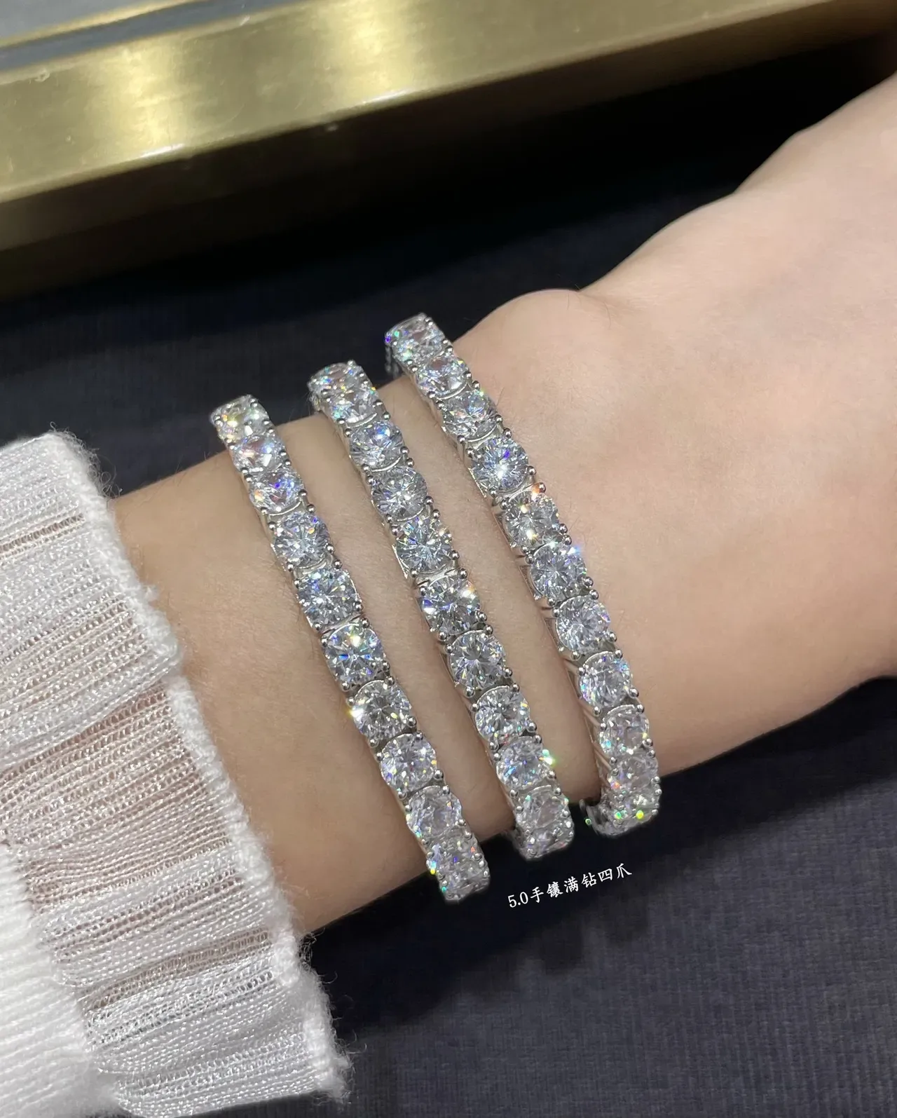 Silver Full-Circle Bangle Channel-Set Stones Bracelet 8