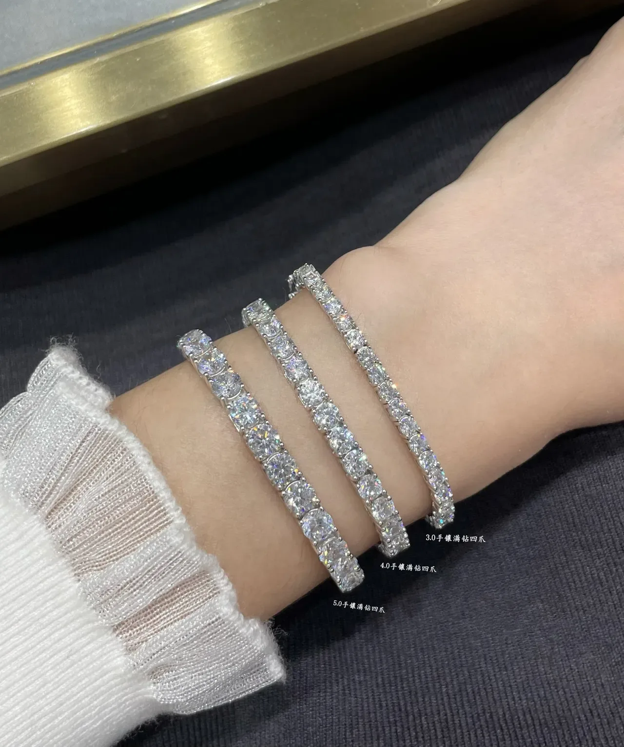 Silver Full-Circle Bangle Channel-Set Stones Bracelet 9