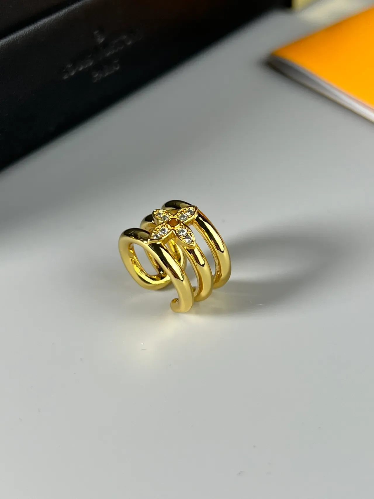 Silver Gold Multi-Band Floral Motif Ring 2