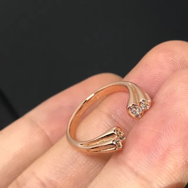 Silver Gold Open-Ended Heart-Shaped Pavé Terminal Ring 3