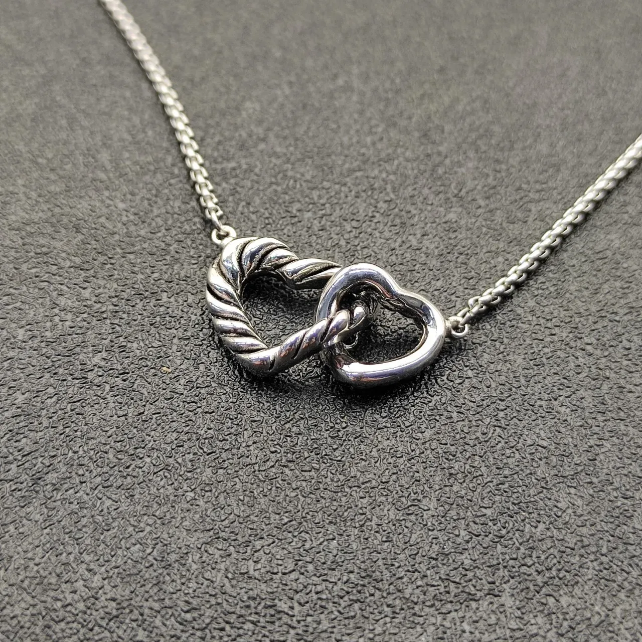 Silver Gold Twisted Rope Motif Interlocking Heart Pendants Necklace 4