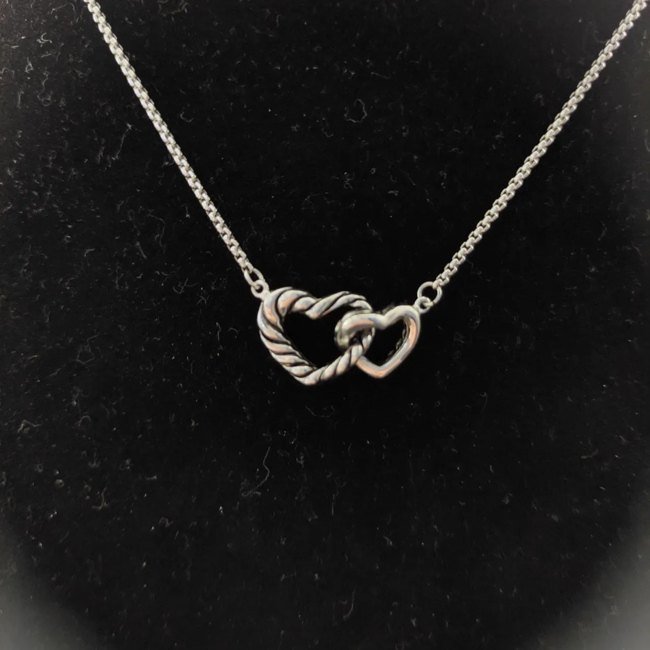 Silver Gold Twisted Rope Motif Interlocking Heart Pendants Necklace 7