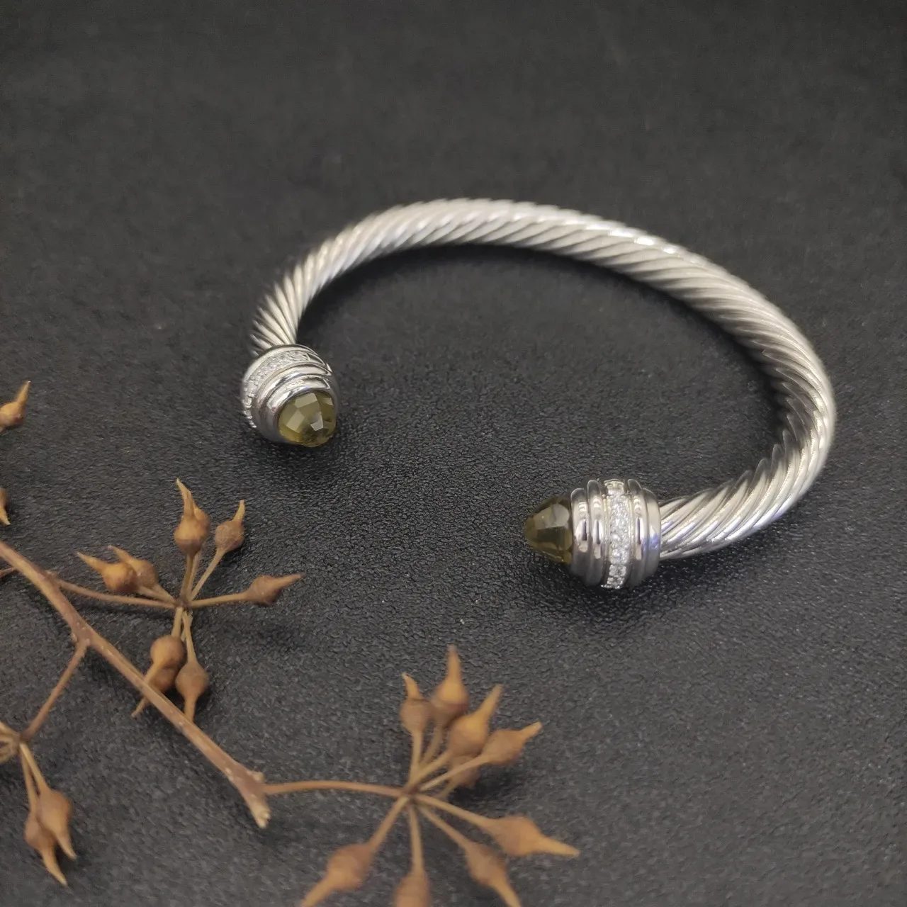 Silver Green Twisted Cable Faceted Stone Terminals Bracelet 8