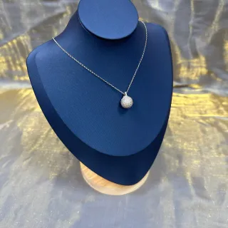 Colar de corrente de elos finos com pingente esférico pavé-set navy de prata