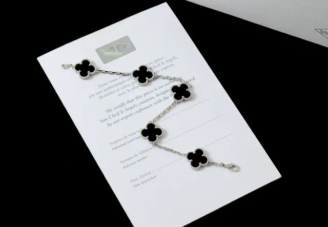Silver-Tone Black Clover Motif Beaded Edge Bracelet 4