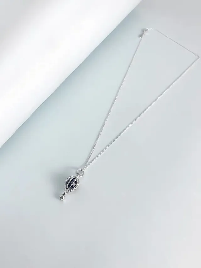 Silver-Toned Wire-Wrapped Blue Gemstone Hot-Air-Balloon Pendant Necklace 2