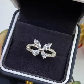 Silver White Floral Motif Marquise-Cut Stones Ring