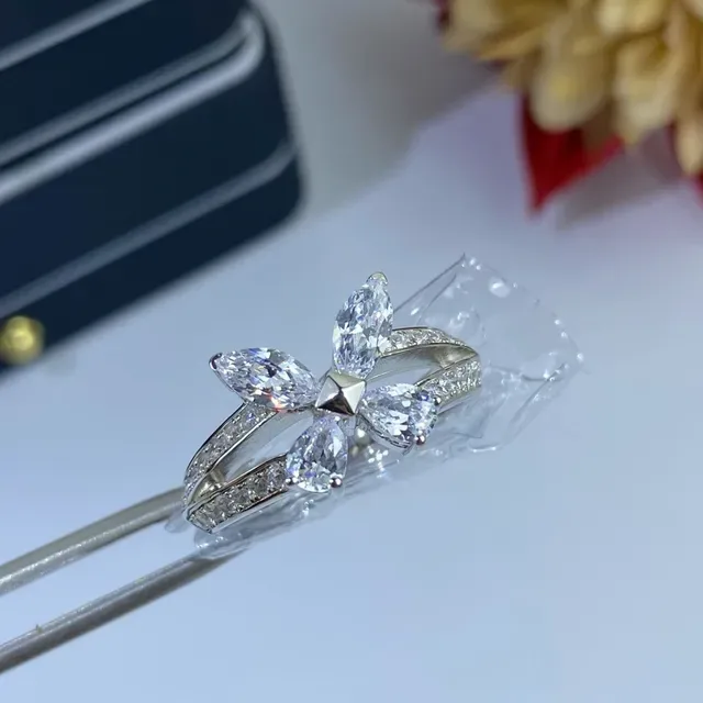 Silver White Floral Motif Marquise-Cut Stones Ring 9