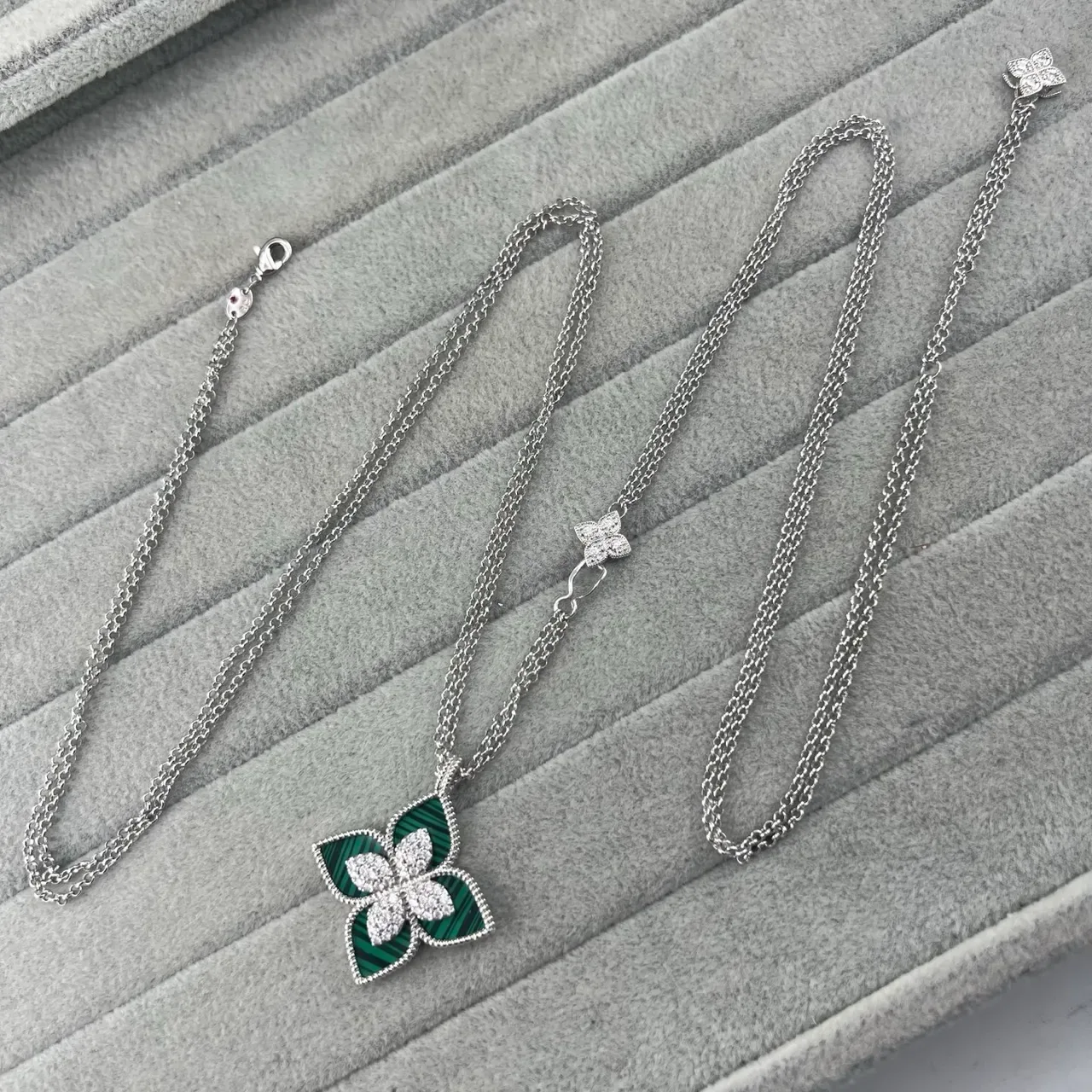 Silver White Floral Pendant Pavé-Set Stones Necklace 2