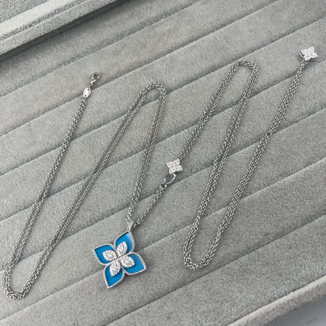 Silver White Floral Pendant Pavé-Set Stones Necklace 3