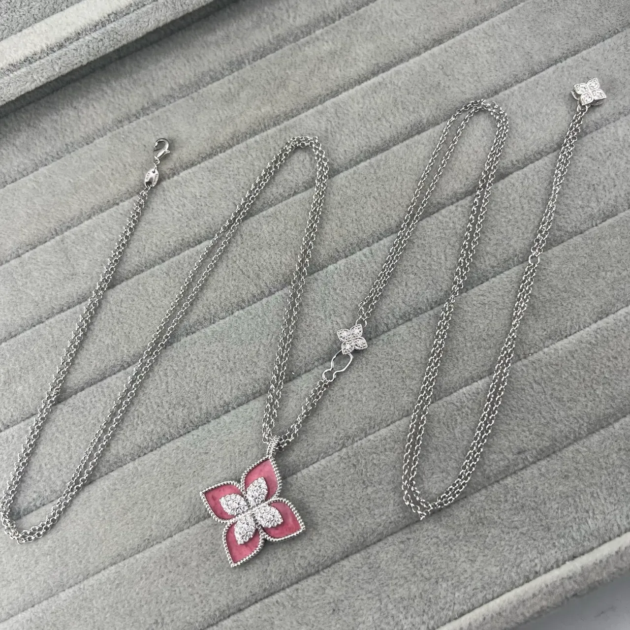 Silver White Floral Pendant Pavé-Set Stones Necklace 4