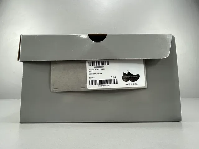Skechers أحذية رياضية سوداء monochrome oversized كعب موجي chunky 11