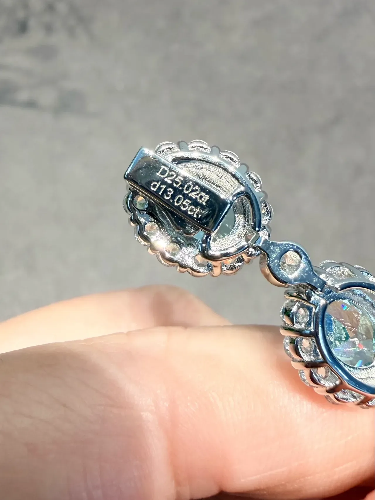 Teal Oval Gemstone Halo Pavé Linked Bracelet 7