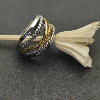 Two-Tone Twisted Rope Interlocking Ring