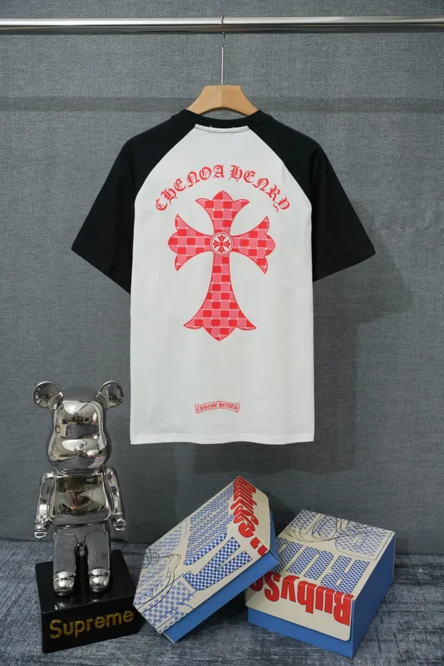 White and Black Raglan Sleeve Graphic T-Shirt 2