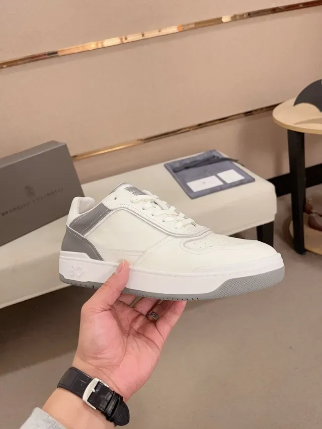 White and Gray Panelled Leather Lifestyle Sneaker 5