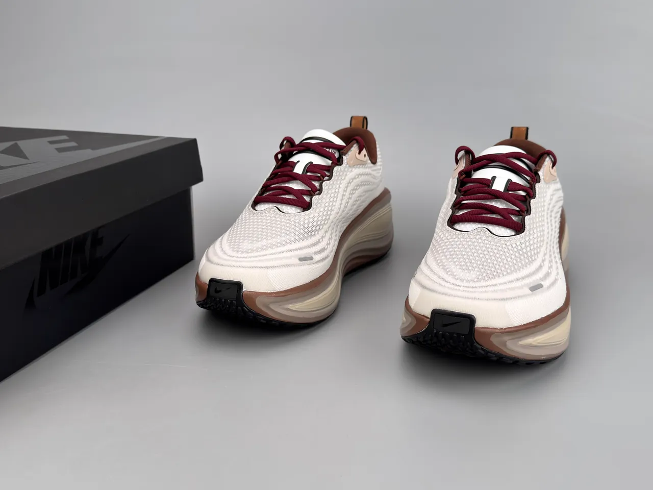 White Burgundy Sculpted Translucent Midsole Maroon Laces And Heel Pull Tab Sneakers 3