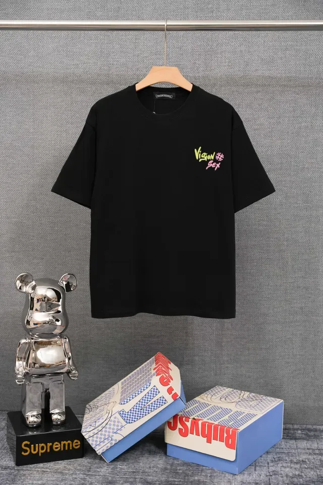 White Embroidered Chest Graphic Crewneck T-Shirt 3