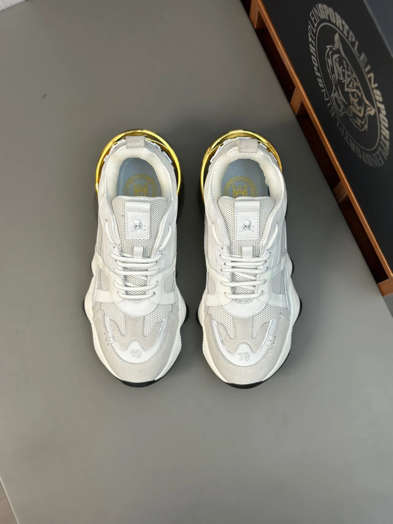 White Gold Midsole Mesh And Synthetic Overlay Construction Chunky Sneakers 3