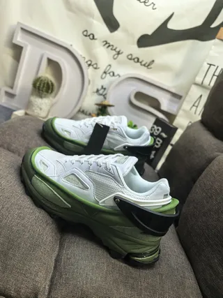 White Green Sculpted Multi-Layer Sole Black Plastic Heel Cage Chunky Sneakers 7