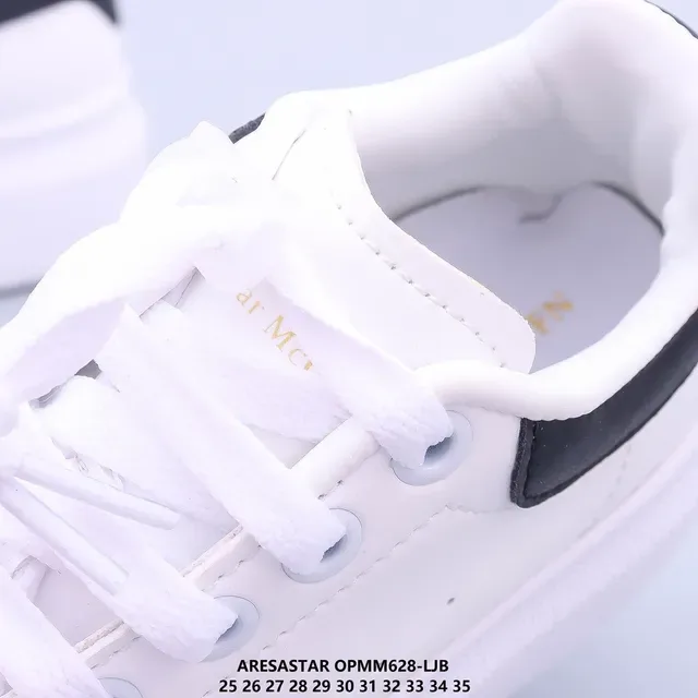 White Multicolor Platform Sole Smooth Upper Sneakers 19