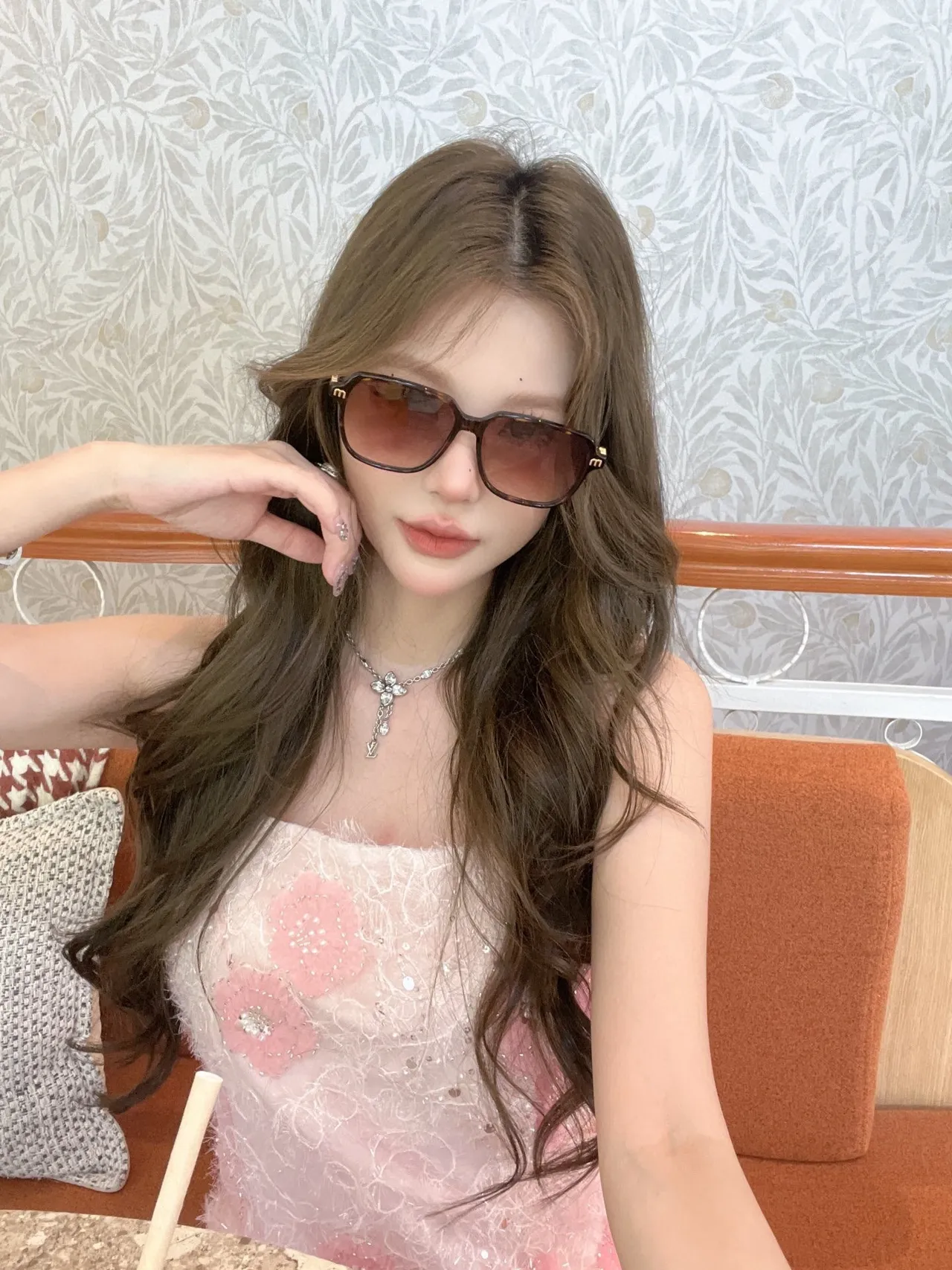White Oversized Square Frame Gradient Brown Lens Sunglasses 7