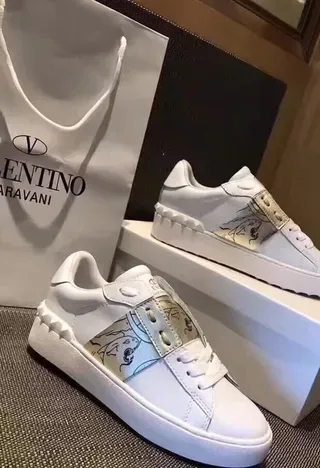 White Silver Leather Upper Metallic Printed Strap Sneakers 5