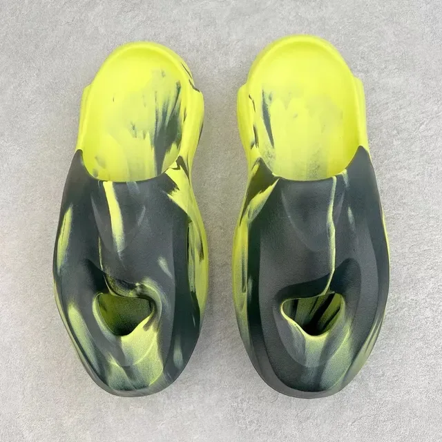 Yellow Black Sculpted Foam Sole Open Heel Cutout Sneakers 9