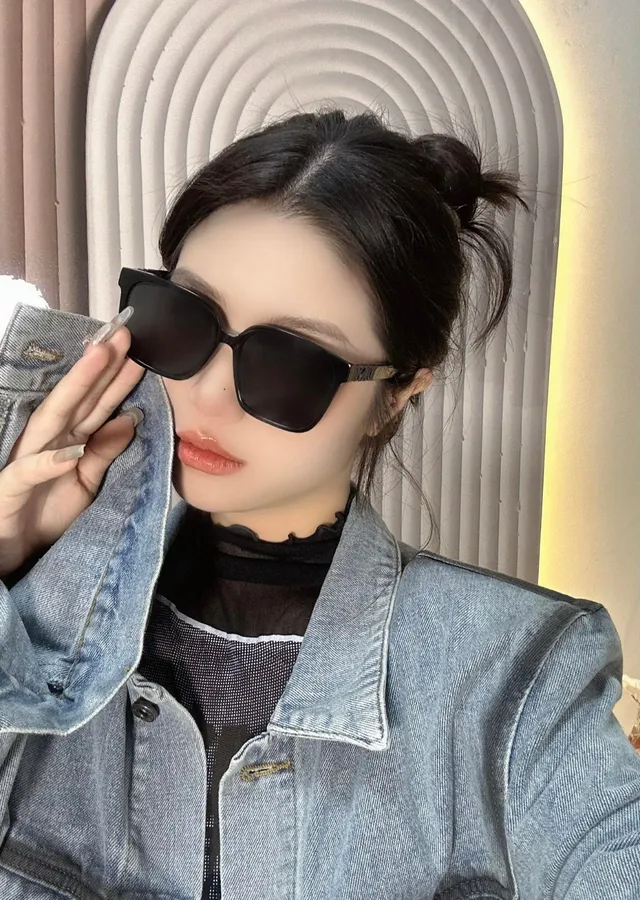 Gentle Monster Oversized Square Black Sunglasses 6
