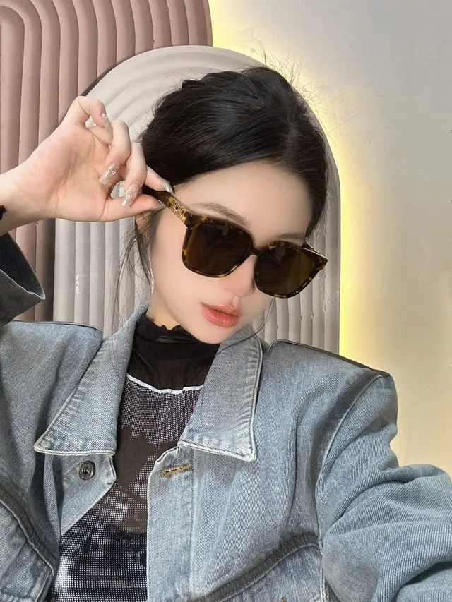 Gentle Monster Oversized Square Black Sunglasses 7
