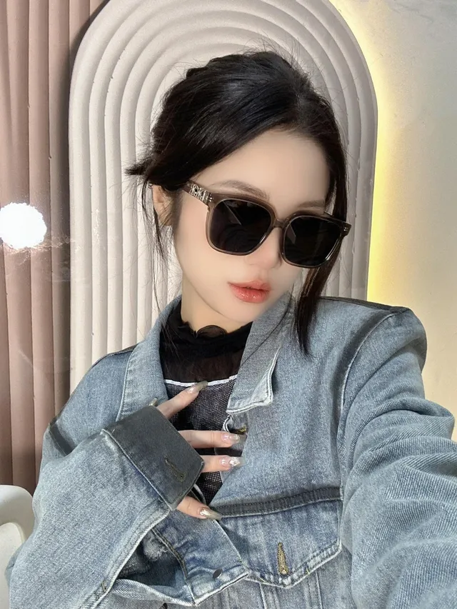 Gentle Monster Oversized Square Black Sunglasses 8
