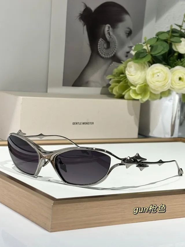 Gentle Monster Lunettes de soleil angulaires en forme d'œil de chat inspirées des étoiles 2