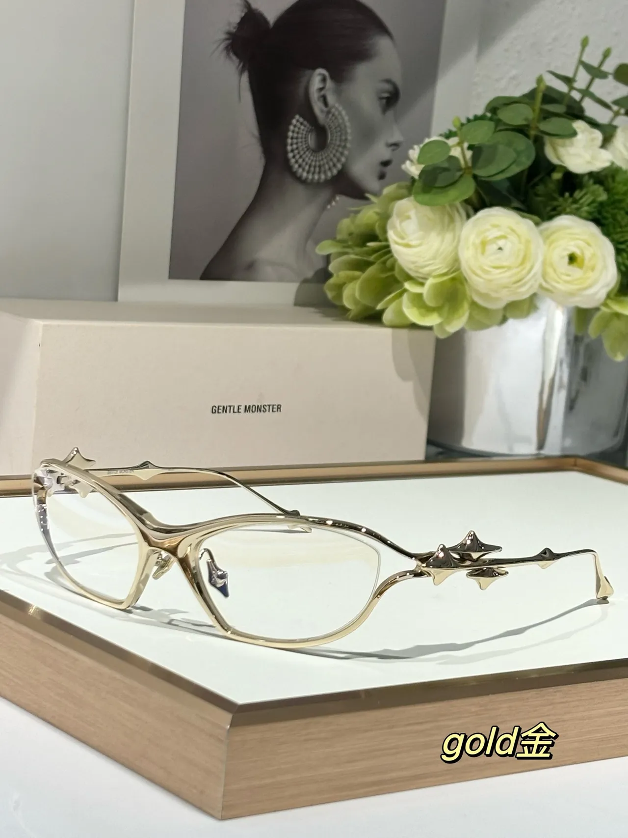 Gentle Monster Lunettes de soleil angulaires en forme d'œil de chat inspirées des étoiles 4