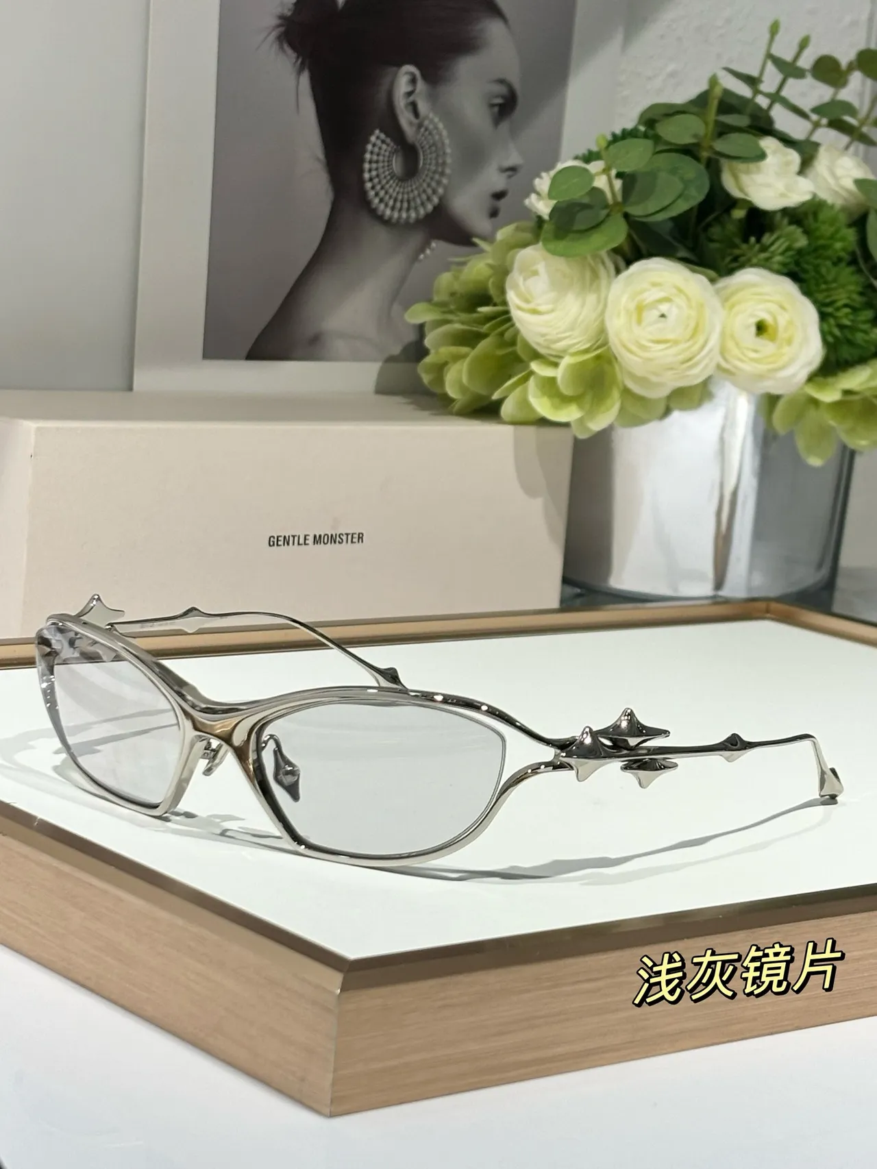 Gentle Monster Lunettes de soleil angulaires en forme d'œil de chat inspirées des étoiles 8